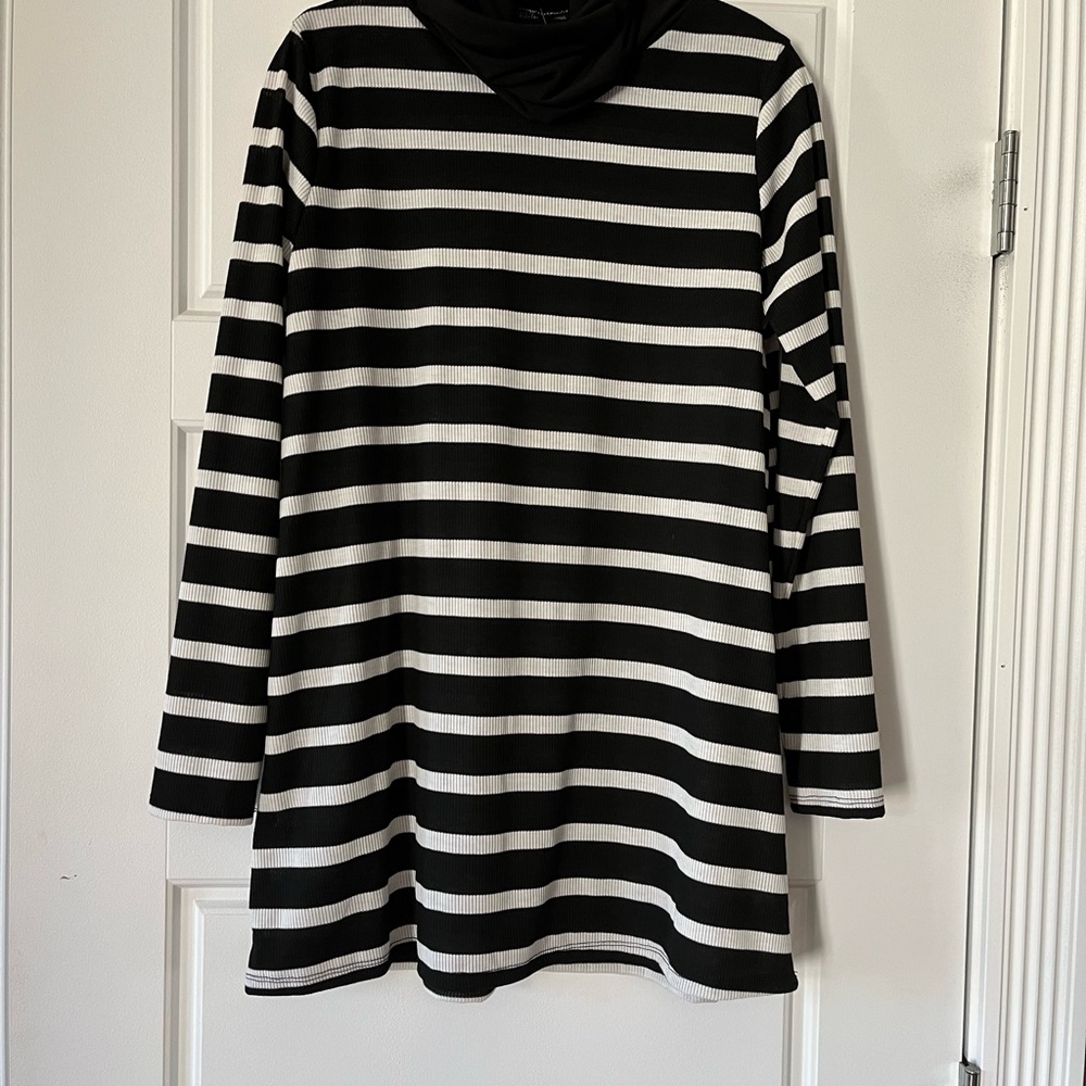 Black and White Striped Women's Tunic w’ Mask